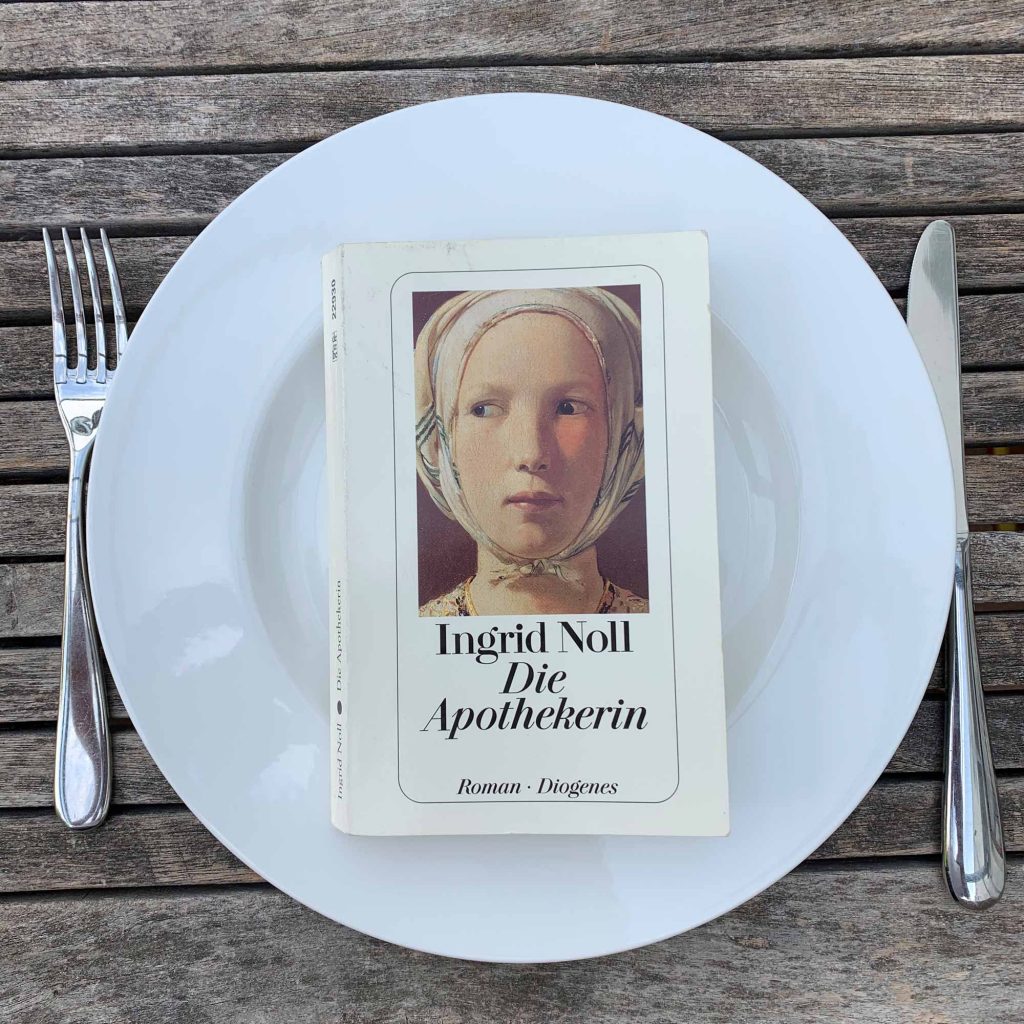 On Tour mit: Die Apothekerin, Ingrid Noll — eine Buchreise mit Pausen für Essen & Trinken.